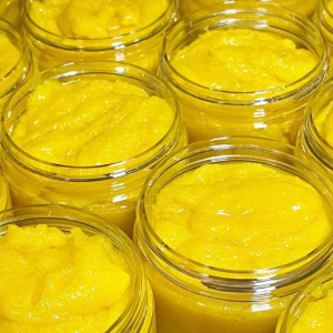Kojic and Turmeric brightening scrub